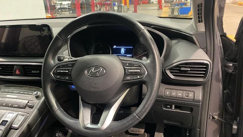 Used Hyundai Santa Fe Premium 230 HP (169 kW) 2023 Grey SUV