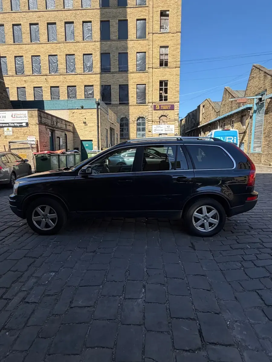 Usado Volvo XC90 2010 Preto SUV