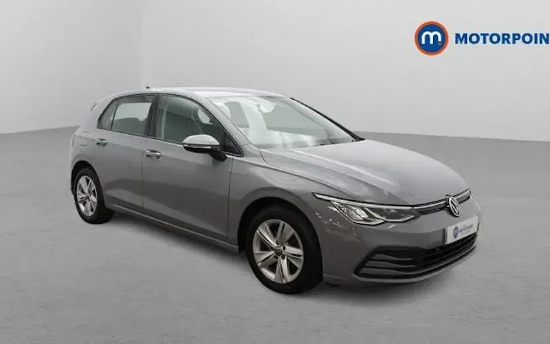 Used VW Golf VIII Life 131 HP (96 kW) 2022 Hatchback