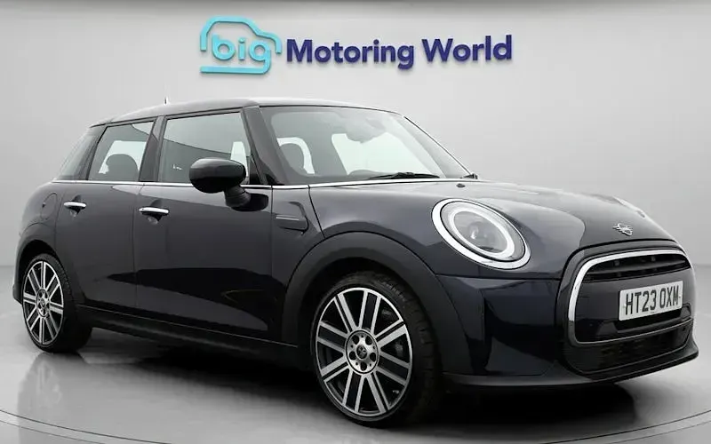Used Mini Cooper Exclusive 136 HP (100 kW) 2023 Hatchback