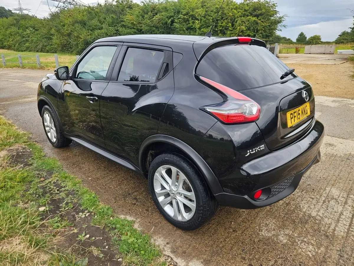 Used Nissan Juke Acenta 110 HP (80 kW) 2015 Black SUV