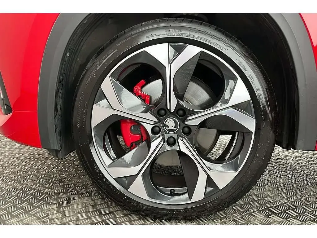 Used Skoda Kodiaq vRS 261 HP (191 kW) 2025 Red SUV