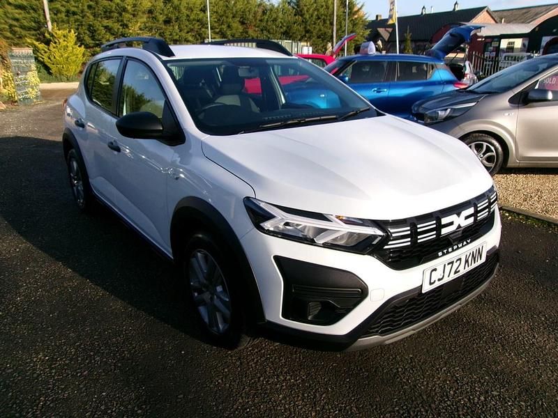 White Used 2023 Dacia Sandero Essentiel Hatchback | £11,199 (Fair price) - Image 1/4