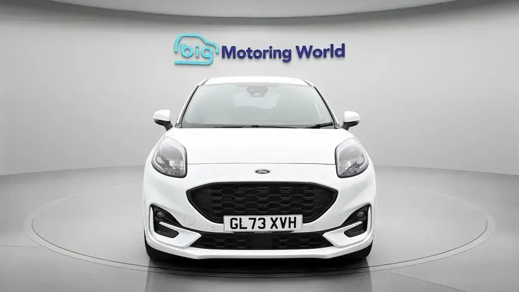 Second-hand Ford Puma ST-Line X 125 CP (91 kW) 2023 Alb SUV