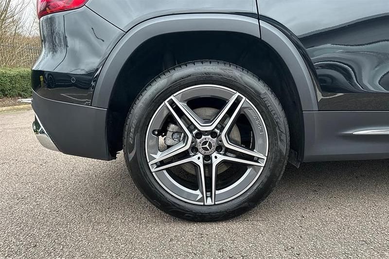 Used Mercedes GLB200 AMG Line Premium 163 HP (119 kW) 2025 Black SUV