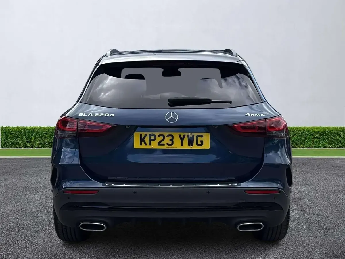 Used Mercedes GLA220 AMG line 2023 Blue SUV