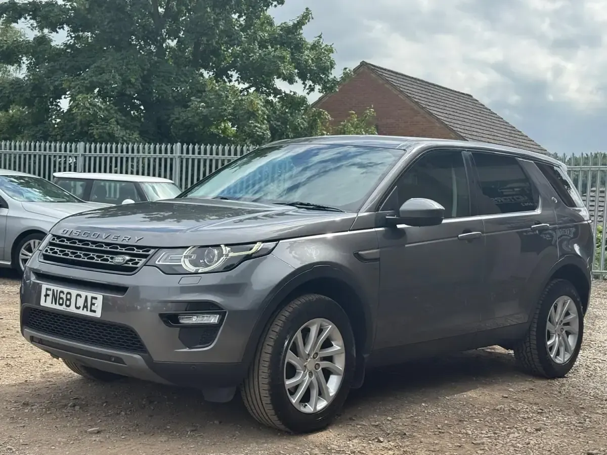 Used Land Rover Discovery Sport SE 180 HP (132 kW) 2018 Grey SUV