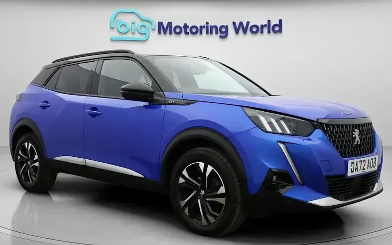Usado Peugeot 2008 GT 131 CV (96 kW) 2022 SUV