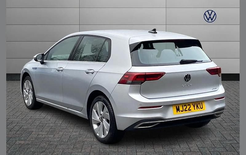 Used VW Golf VIII Style 128 HP (94 kW) 2022 Silver Hatchback