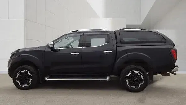 Used Nissan Navara Tekna 190 HP (139 kW) 2020 Black Pickup