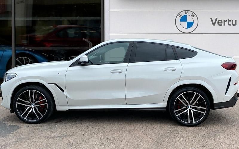 Used BMW X6 M Sport 286 HP (210 kW) 2022 White SUV