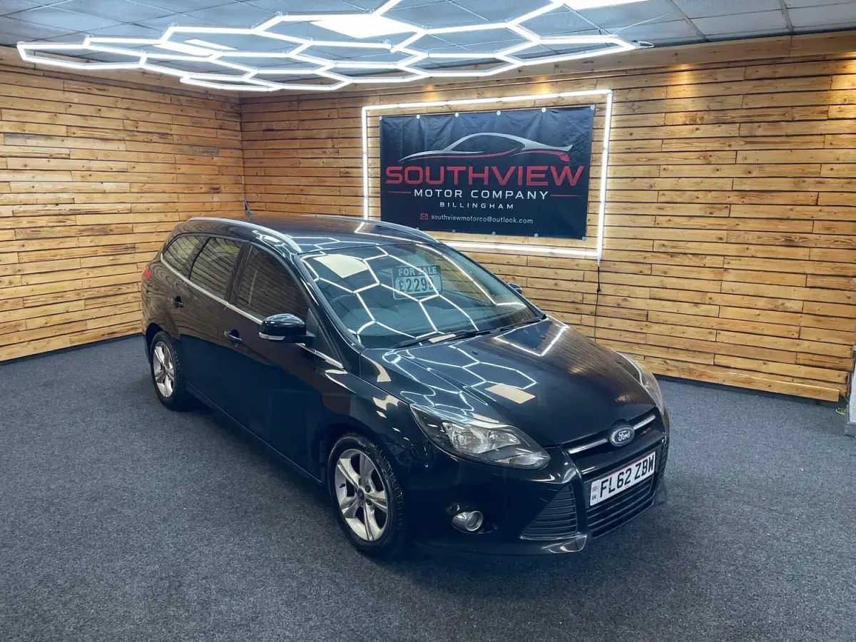 Used Ford Focus Zetec 2012 Black Estate