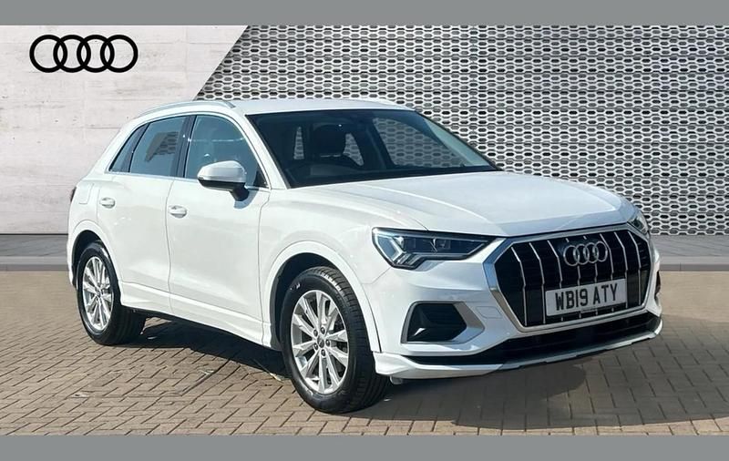 Used Audi Q3 Sport 147 HP (108 kW) 2019 White SUV