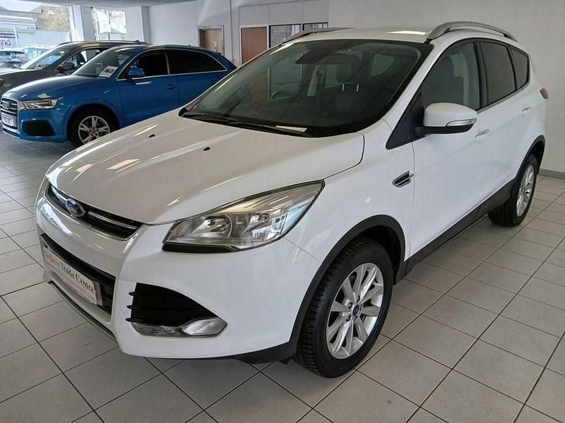 Used Ford Kuga Titanium 150 HP (110 kW) 2016 White SUV
