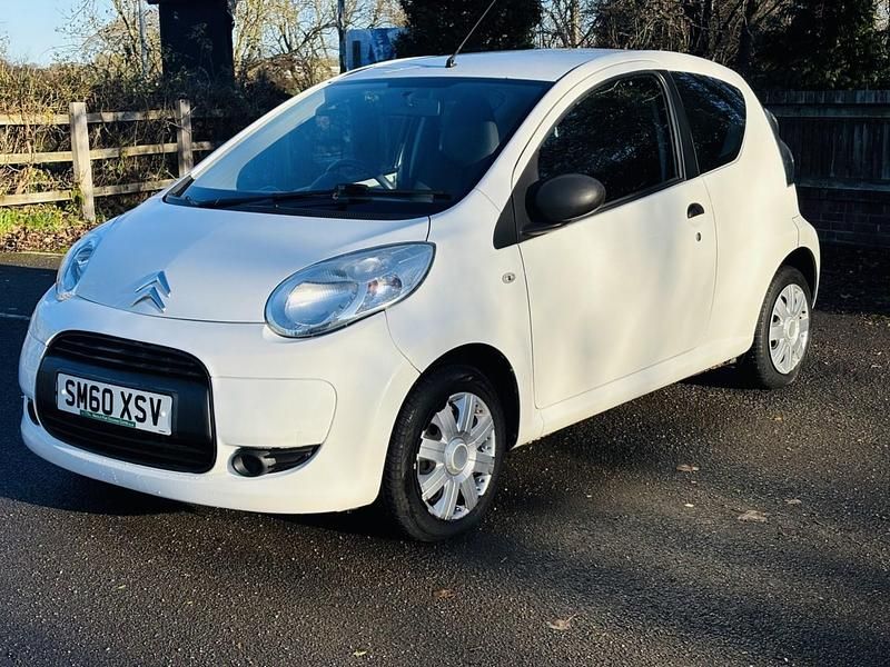 Used Citroën C1 VTR Sport 68 HP (50 kW) 2011 White Hatchback