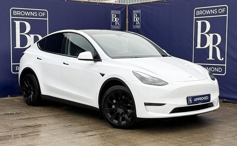 White Used 2022 Tesla Model Y Long Range AWD SUV | £23,999 (Fair price) - Image 1/3