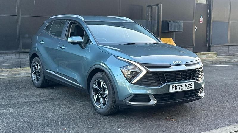 Grey New 2025 Kia Sportage SUV | £25,399 (Super price) - Image 1/4