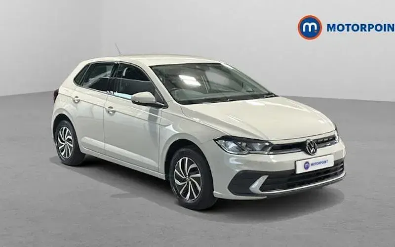 Used VW Polo Life 80 HP (58 kW) 2024 Hatchback