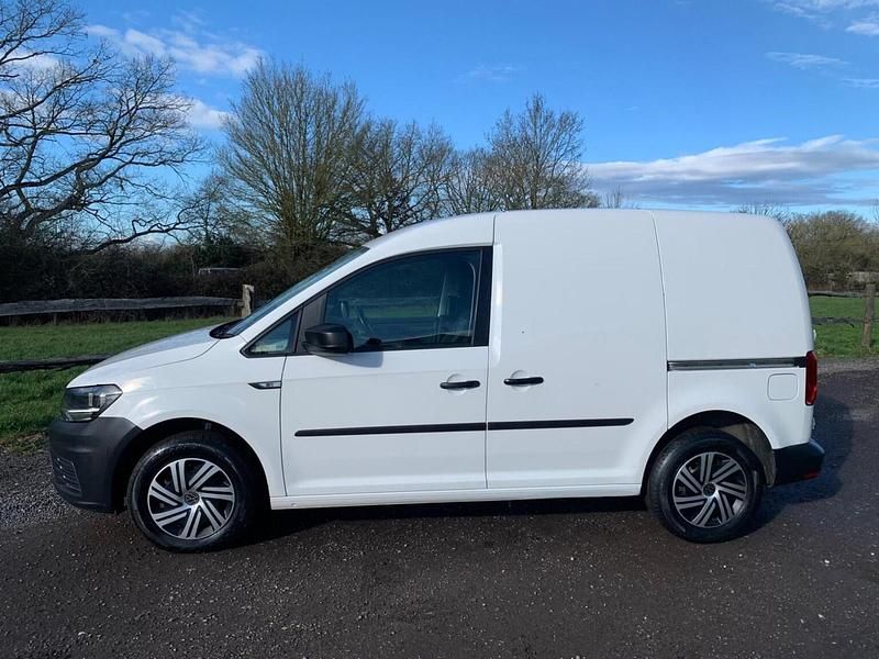 Used VW Caddy Startline 102 HP (75 kW) 2020 White MPV