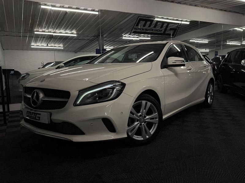 Used Mercedes A180 Premium 2016 White Hatchback