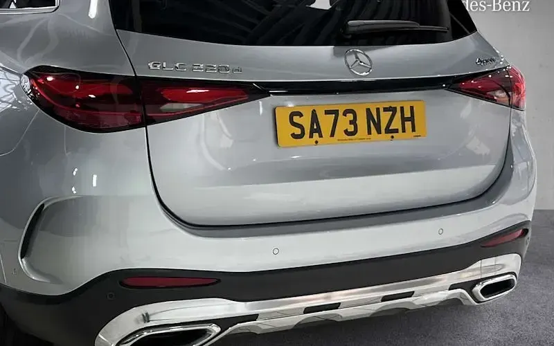 Used Mercedes GLC220 AMG line 197 HP (144 kW) 2023 Silver SUV