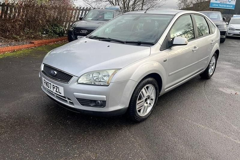 Silver Used 2007 Ford Focus Ghia Hatchback | £795 (Fair price) - Image 1/1