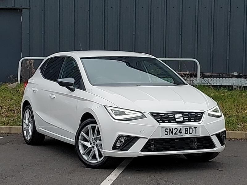 Used Seat Ibiza XCELLENCE 115 HP (84 kW) 2024 White Hatchback