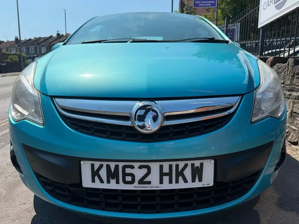 Used Vauxhall Corsa Active 85 HP (62 kW) 2012 Blue Hatchback