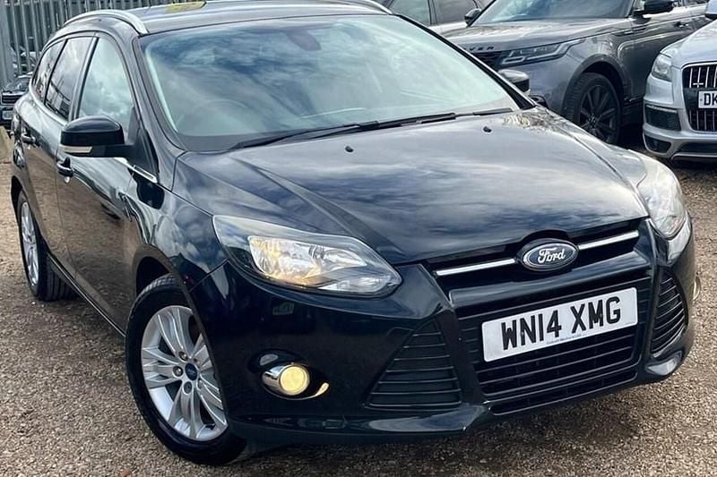 Black Used 2014 Ford Focus Titanium Estate | £3,499 (Good price) - Image 1/1