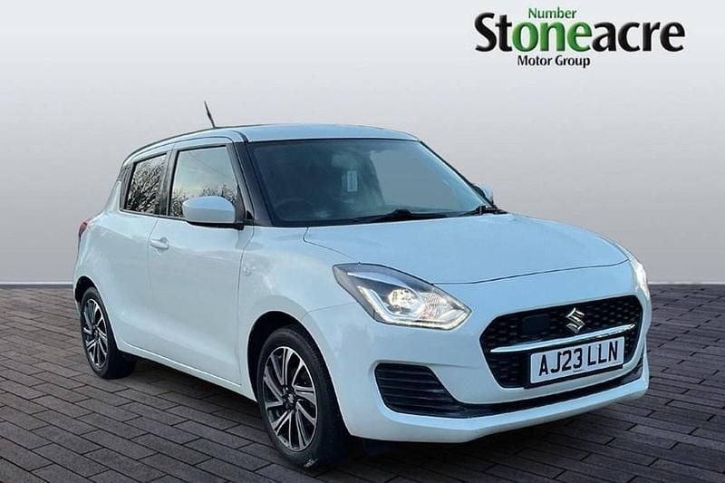 White Used 2023 Suzuki Swift SZ-L Hatchback | £10,490 (Super price) - Image 1/1