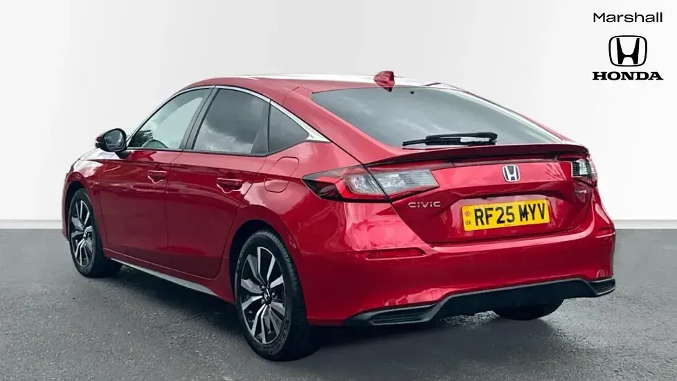 Used Honda Civic Elegance 143 HP (105 kW) 2025 Red Hatchback