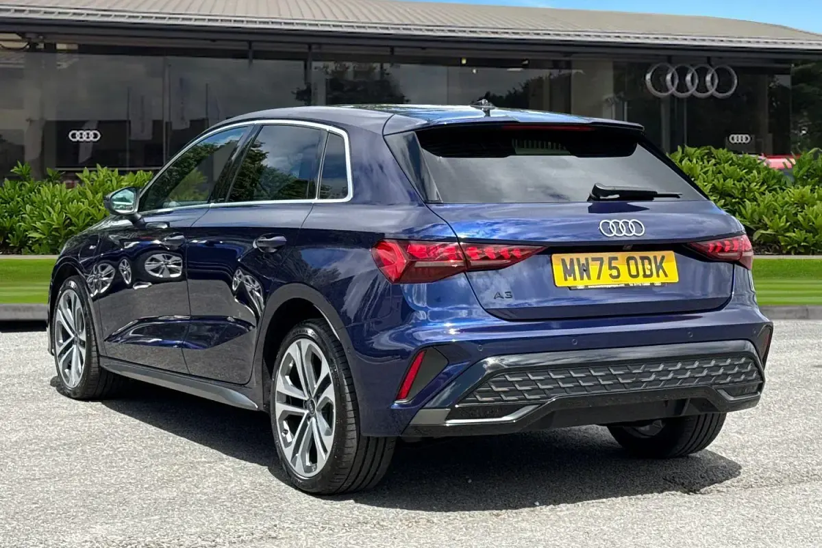 New Audi A3 e-tron S-Line 204 HP (150 kW) 2025 Blue Hatchback