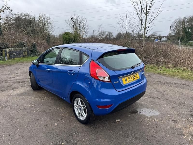 Used Ford Fiesta Zetec 2013 Blue Hatchback