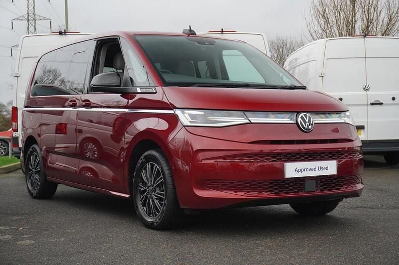 Used VW Multivan Style 150 HP (110 kW) 2025 Red MPV