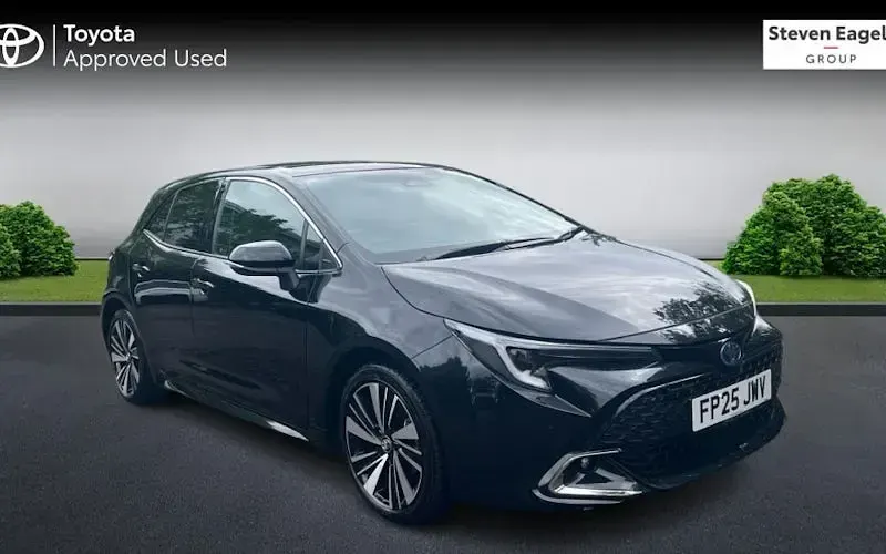 Used Toyota Corolla Design 140 HP (102 kW) 2026 Hatchback