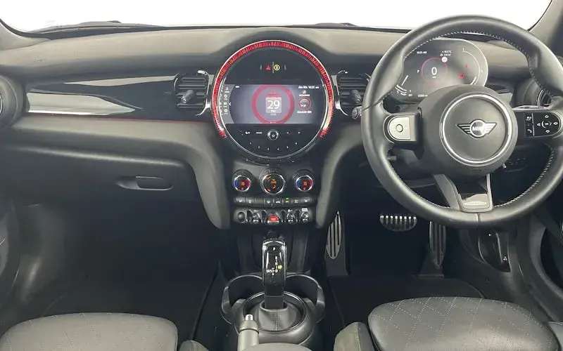 Used Mini Cooper Hatch 136 HP (100 kW) 2022 Black Hatchback