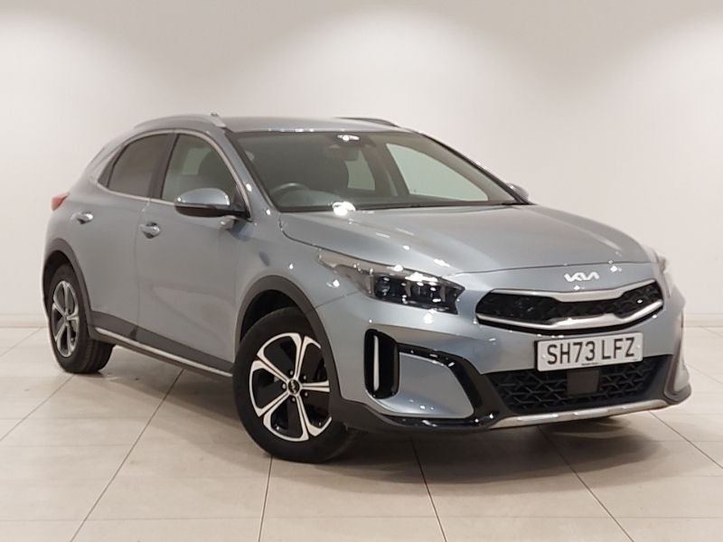 Silver Used 2023 Kia XCeed 3 SUV | £18,798 (Fair price) - Image 1/4
