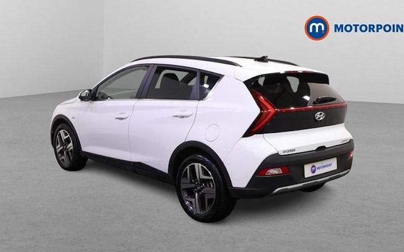 Used Hyundai Bayon Premium 101 HP (74 kW) 2023 White SUV
