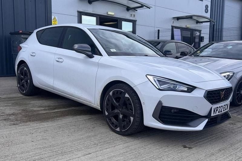 Used Cupra Leon VZ3 245 HP (180 kW) 2022 White Hatchback