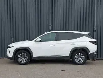 Used Hyundai Tucson SE 150 HP (110 kW) 2023 White SUV