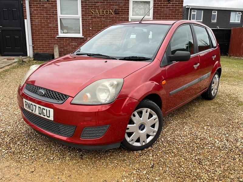 Used Ford Fiesta Style 79 HP (58 kW) 2007 Red Hatchback