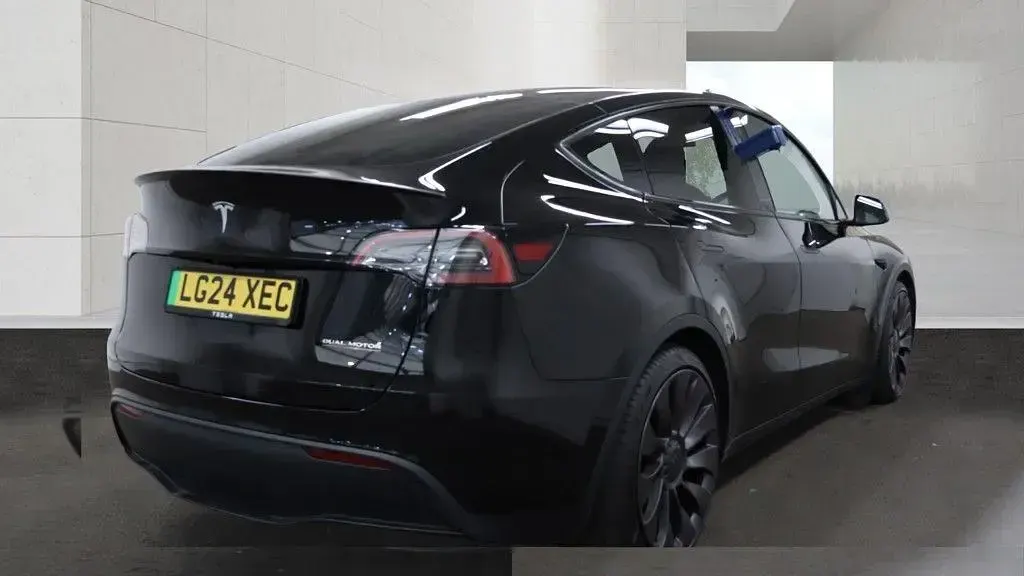Used Tesla Model Y Performance 313 kW (426 HP) 2024 Black SUV