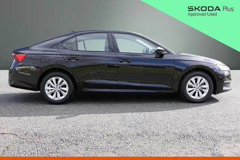 Used Skoda Octavia SE Technology 85 HP (62 kW) 2024 Black magic pearl effect Hatchback