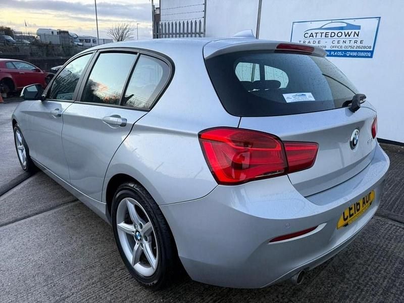 Usado BMW 116 Efficient Dynamics 116 CV (85 kW) 2016 Plateado Utilitario