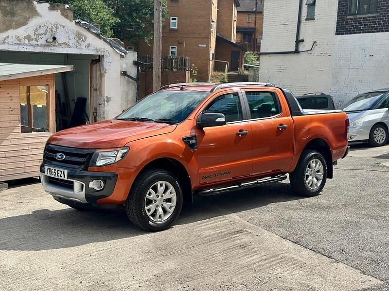 Used Ford Ranger Wildtrack 200 HP (147 kW) 2015 Orange Pickup
