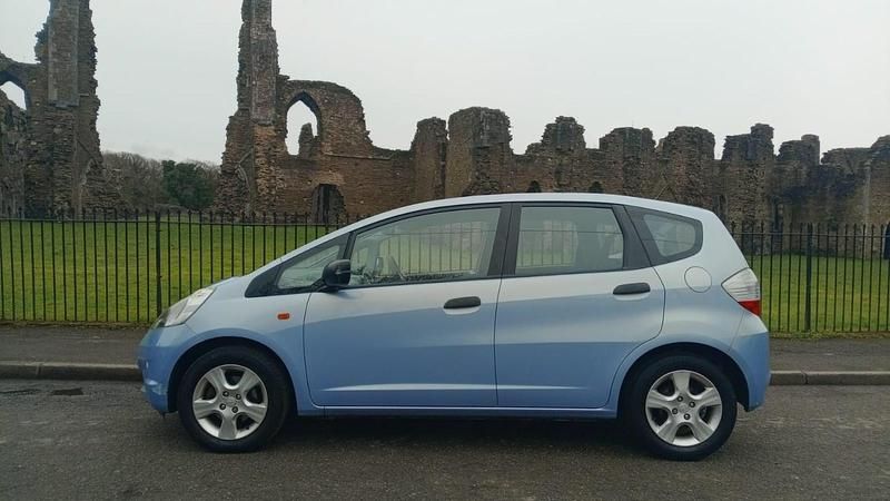 Used Honda Jazz SE 2010 Blue Hatchback