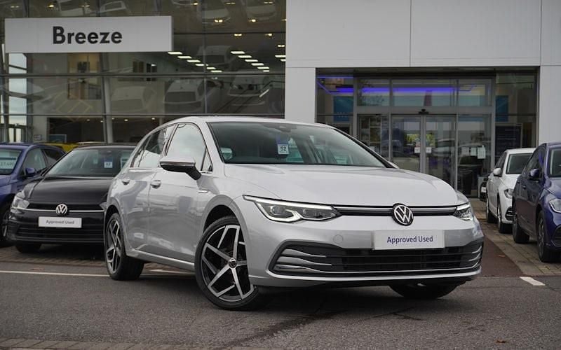 Used 2024 VW Golf VIII Style Hatchback | £18,990 (Good price) - Image 1/4