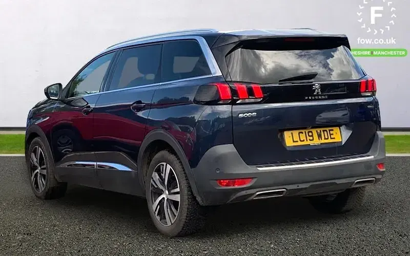 Used Peugeot 5008 GT-line 131 HP (96 kW) 2019 Blue SUV