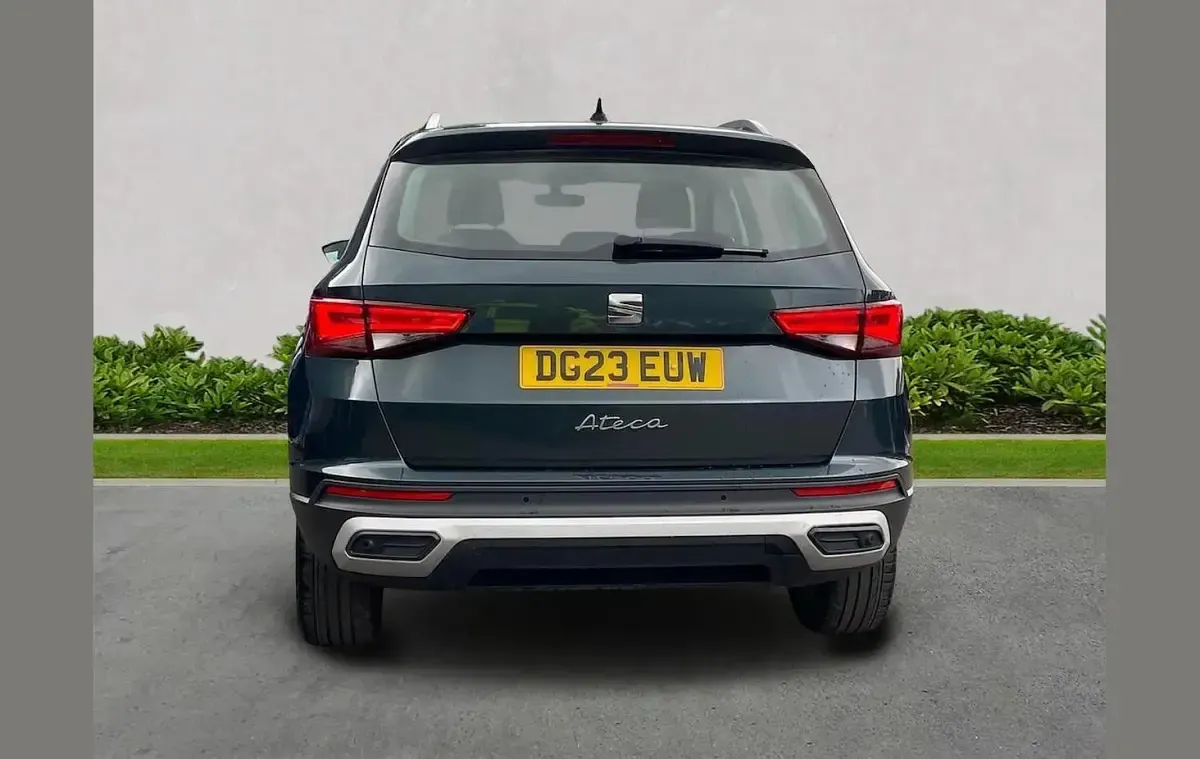 Used Seat Ateca SE Technology 110 HP (80 kW) 2023 Green SUV