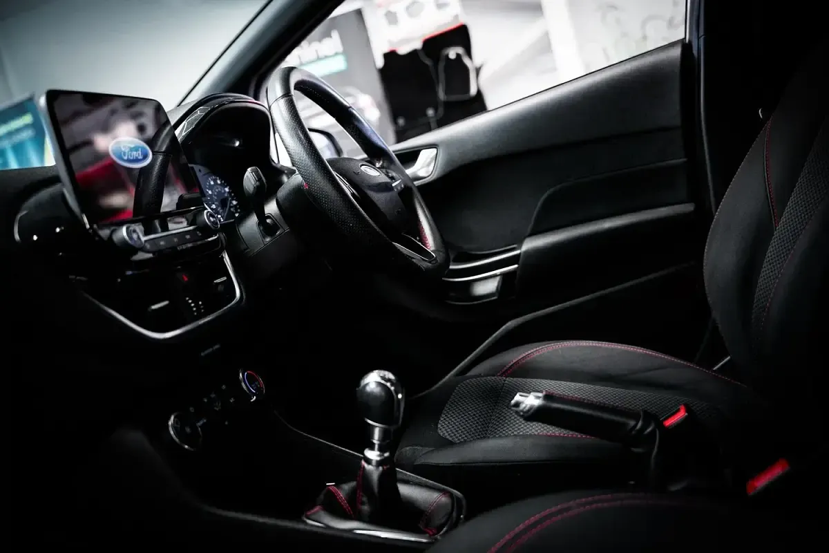 Begagnad Ford Fiesta ST-Line 125 HK (91 kW) 2019 Vit Halvkombi
